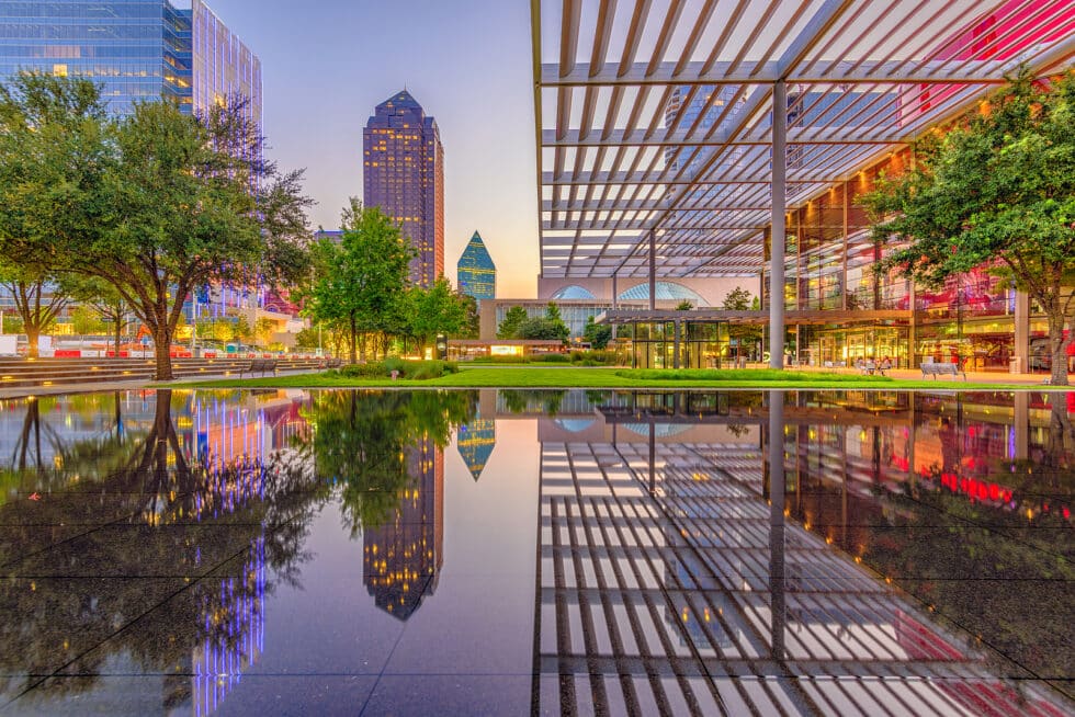 Boardwalk Resort Vacations features Dallas urban scenery while highlighting arts, museums, architecture, and cultural attractions.